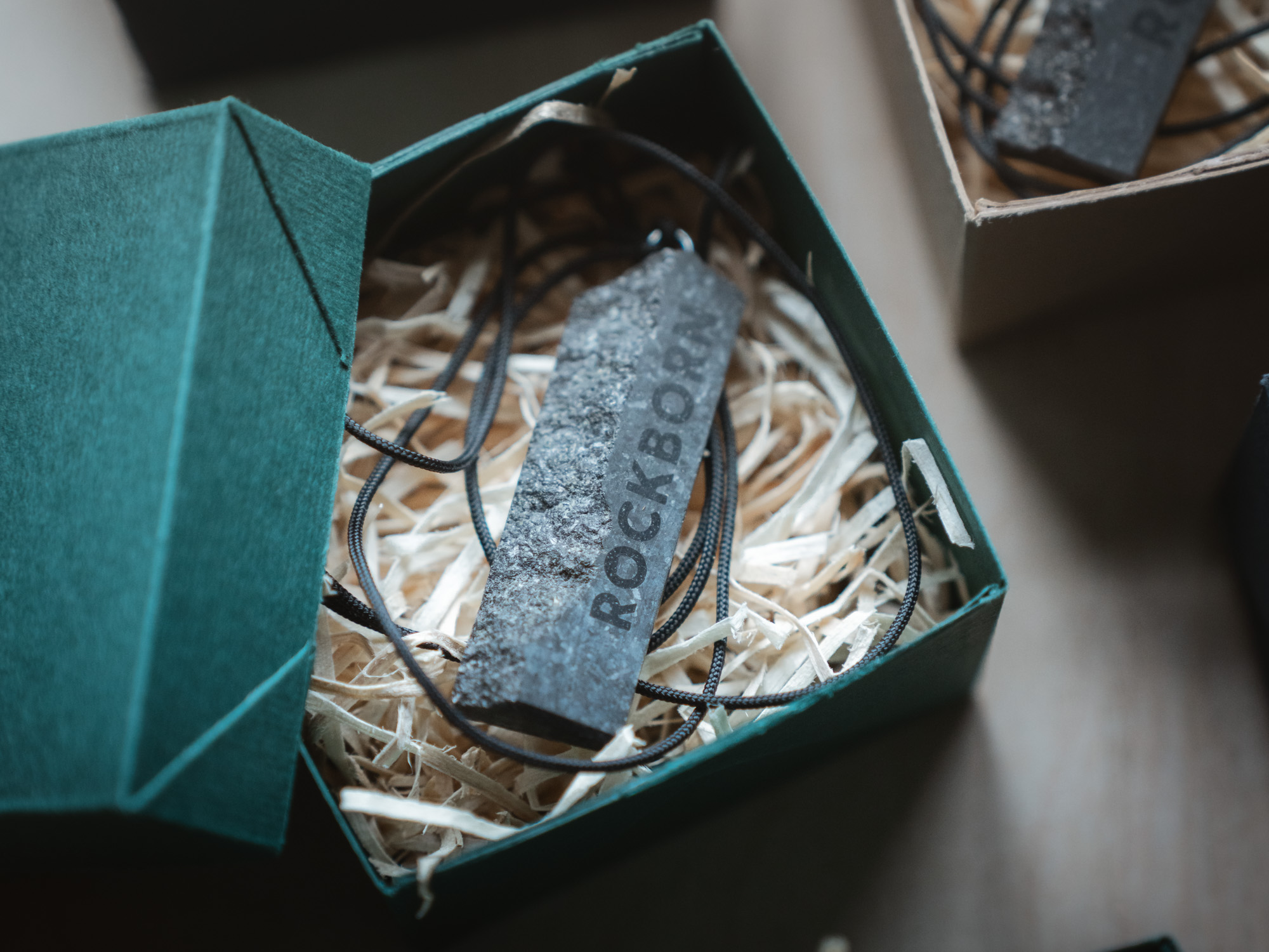 Přívěsek ROCKBORN-6